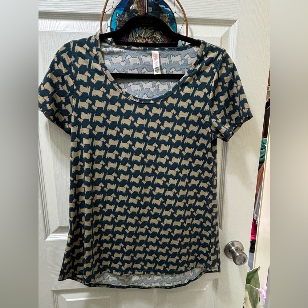Cute christy t by lularoe